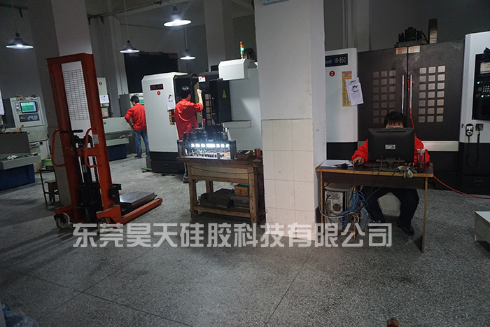 硅膠套定做_硅膠制品廠
